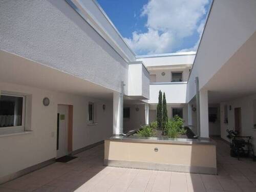 Laubengang / Dachgärten - 2 Zimmer Etagenwohnung in Albbruck