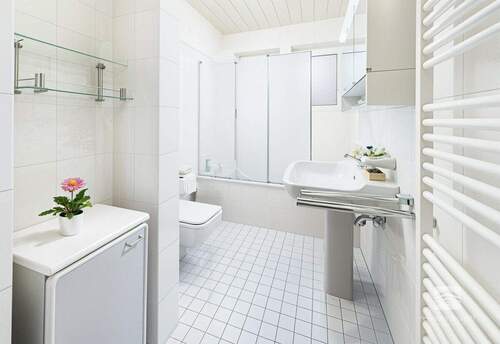 Badezimmer 1/2 (KI) - 