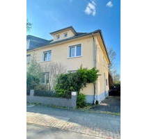 Geräumiges Einfamilienhaus mit großem Garten in bester Lage von Hürth