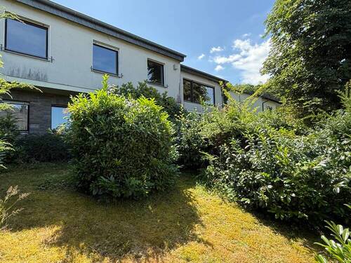 Vorgarten - 6 Zimmer Einfamilienhaus zum Kaufen in Kirchen