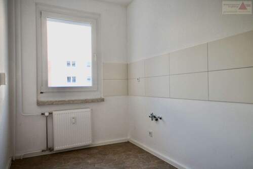 4-Raum mit Balkon, Klingenberg - 4 Zimmer Etagenwohnung in Klingenberg