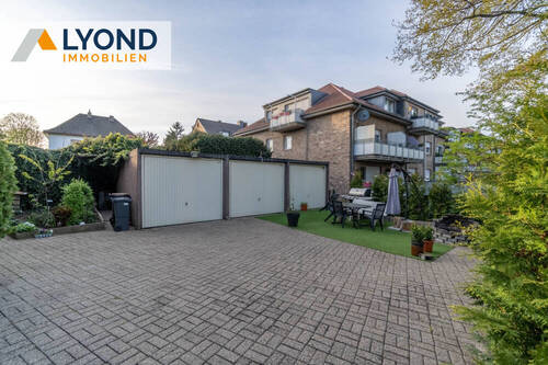 LYD 3791 - 26 Garagen - 