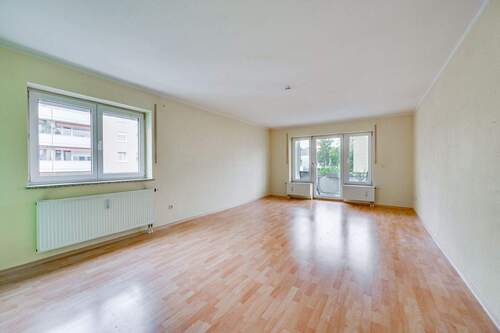 Wohnbereich - 3 Zimmer Etagenwohnung zum Kaufen in Germering