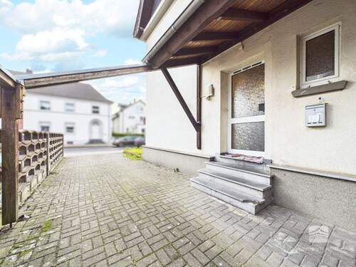 Hauseingang - 6 Zimmer Einfamilienhaus in Geilenkirchen