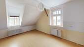 1000016957 - herrliche Dachgeschosswohnung mit Maisonette in Altenburg zu verkaufen.