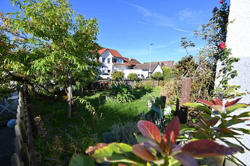 Garten - Bauernhaus, Landhaus mit 163,00 m&sup2; in Vogtsburg im Kaiserstuhl - Bickensohl zum Kaufen