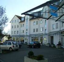 Schöne 2-Zi.-OG-Whg. mit Balkon + EBK in Riederich