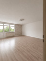 Wohnzimmer - 3 Zimmer Etagenwohnung in Aschersleben