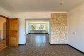 Blick ins Wohnzimmer - 
