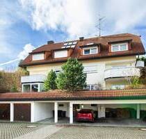 Sofort einziehen - Lichtdurchflutete 3-Zimmerwohnung mit Balkon und überdachtem Kfz-Stellplatz - Feldberg / Altglashütten