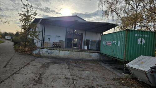 Überdachte Rampe Lager - Halle zum Kaufen in Niederau