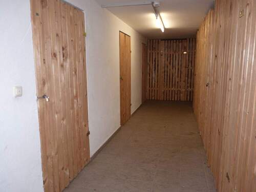 abgeschlossenes Kellerabteil - 