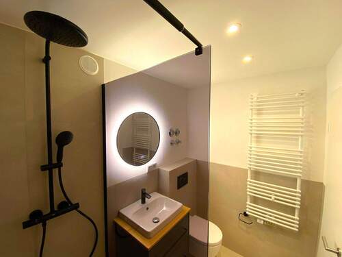 Bild 2 - 2 Zimmer Etagenwohnung zum Kaufen in München