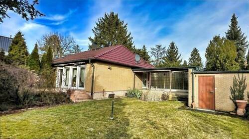 Gartenblick - Gepflegter Bungalow mit Traumgarten in Berlin-Mariendorf!