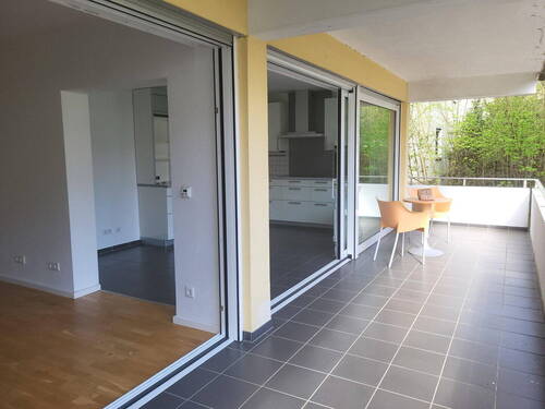 Durchgehender Balkon - 