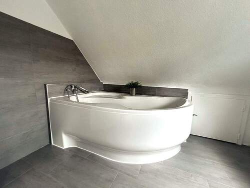 Sanniertes Badezimme - 