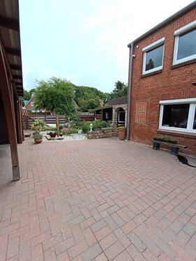 Auffahrt 2 - Reihenendhaus mit 141,00 m&sup2; in Marne zum Kaufen