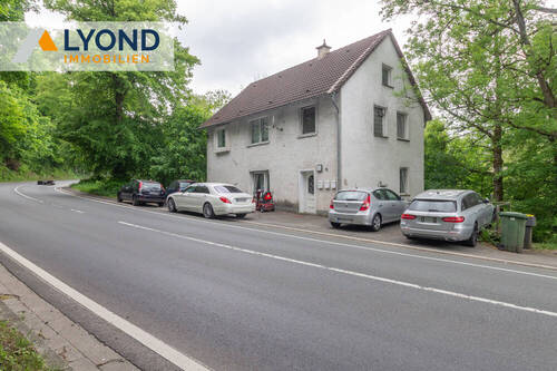 Bild 1 - Mehrfamilienhaus mit vier Wohneinheiten in Halver - voll vermietet und mit großem Garten!