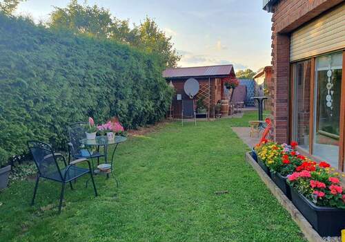 EG Garten - Zwei Chancen in einem: Investment- und Familienhaus in Dormagen