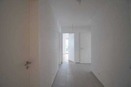 Heller Flur - 2 Zimmer Etagenwohnung zur Miete in Edewecht