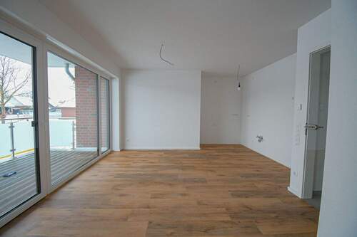 Esszimmer mit offener Küche - Etagenwohnung mit 77,00 m&sup2; in Edewecht zur Miete