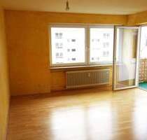 LET`S GO WEST ** Helle 2 Zi. Wohnung - mit großem Balkon und Einbauküche** - Regensburg Westenviertel