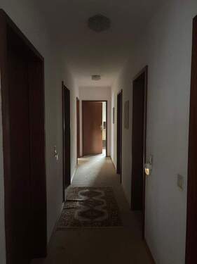 Flur - Einfamilienhaus mit 130,00 m&sup2; in Dietzenbach zum Kaufen