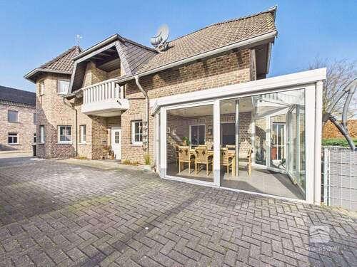 Seitenansicht - 6 Zimmer Einfamilienhaus in Waldfeucht