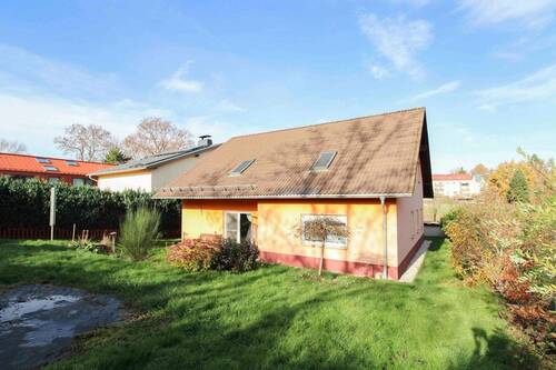 Hausansicht gartenseitig 01 - 