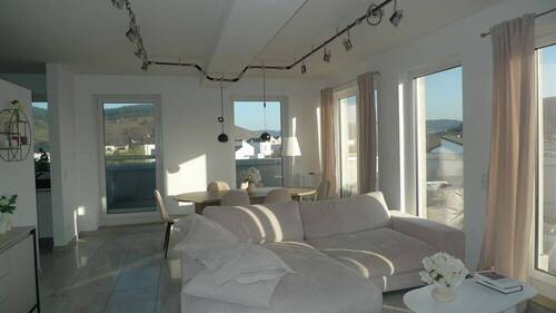 Wohnzimmer - 3 Zimmer Etagenwohnung zur Miete in Schweich