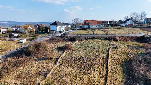 Ansicht Richtung Neubaugebiet - Grundstück in Fronhausen