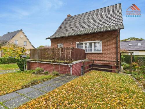 Ansicht 1 - 5 Zimmer Einfamilienhaus zum Kaufen in Röbel/Müritz