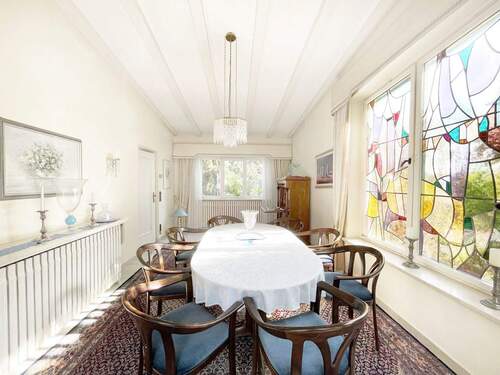 Essbereich - 7 Zimmer Mehrfamilienhaus, Wohnhaus in Stuttgart