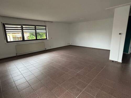 Wohn- Esszimmer - Etagenwohnung mit 115,00 m&sup2; in Riegelsberg zur Miete