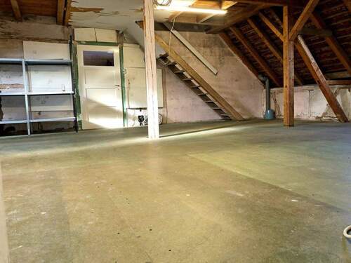 2.St. Aufgang Dachboden - 