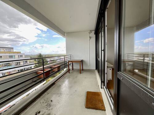 Loggia 1 vor dem Wohnzimmer - 