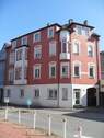 Hausansicht mit sep. Eingang - 4 Zimmer Etagenwohnung zur Miete in Lüdenscheid