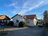 Straßenansicht - 2 Zimmer Einfamilienhaus zum Kaufen in Sugenheim / Neundorf