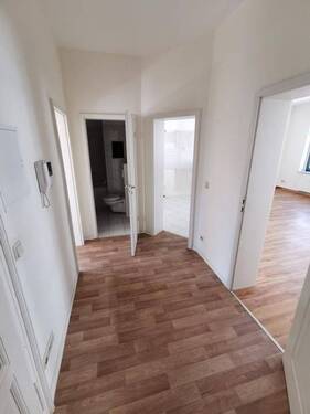 Flur - 2 Zimmer Etagenwohnung in Leipzig
