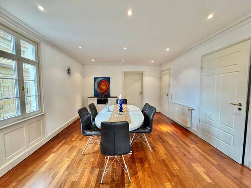 Esszimmer - 5 Zimmer Etagenwohnung zur Miete in Stuttgart