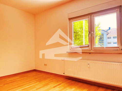 Zimmer 1.png - 3 Zimmer Etagenwohnung in Saarburg