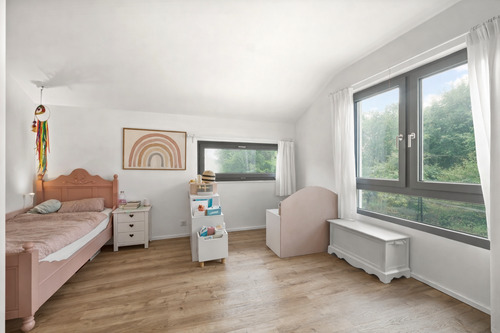 Helles Kinderzimmer - 