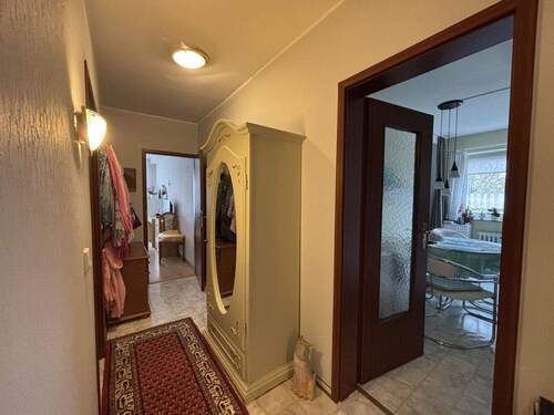 Diele - Etagenwohnung mit 61,00 m&sup2; in Krefeld zum Kaufen