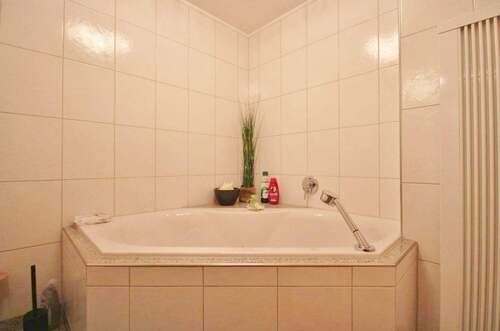 Badezimmer - Whg.-Nr. 1 (EG) - 