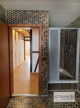 Bad mit Dusche.jpg - 