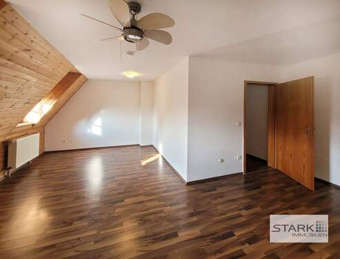 Raum oberhalb Schlafebene Ansicht II.jpg - 