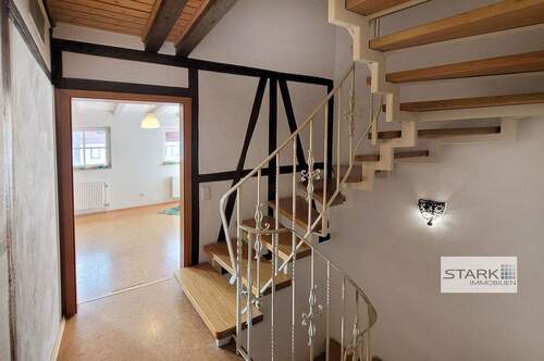 Treppenhaus zu den oberen Räumen.jpg - 