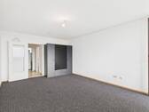 Wohn-/Schlafbereich - 1 Zimmer Etagenwohnung zum Kaufen in Puchheim