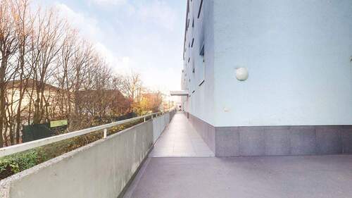 Gepflegter Eingangsbereich - 