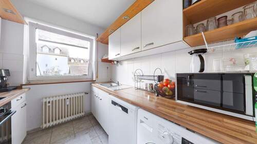 Praktische Küche - Etagenwohnung mit 60,00 m&sup2; in Wiesbaden zum Kaufen